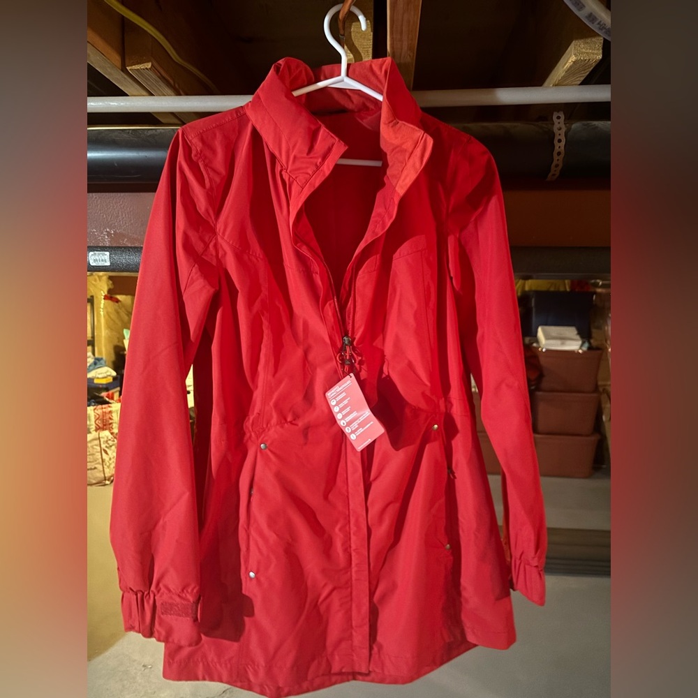 New with tags Paradox Women's Vibrant Red spring Jacket size small